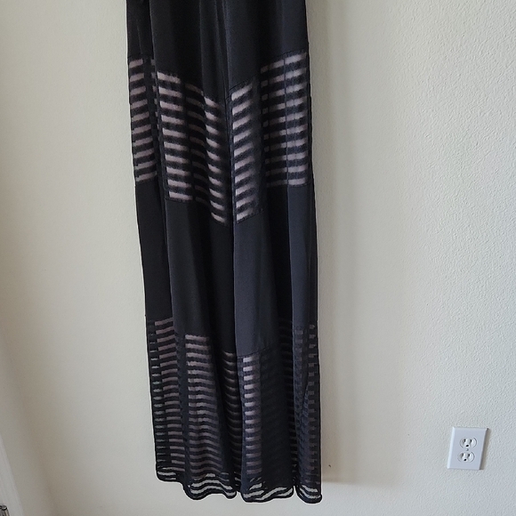 London Times Betsy Knit Black Chevron Ilusión Halter Keyhole Lined Maxi Dress - Picture 9 of 15